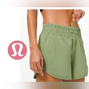 Lululemon Track That High-Rise Lined 5” Shorts - Willow Green - Size 8 - 🤩